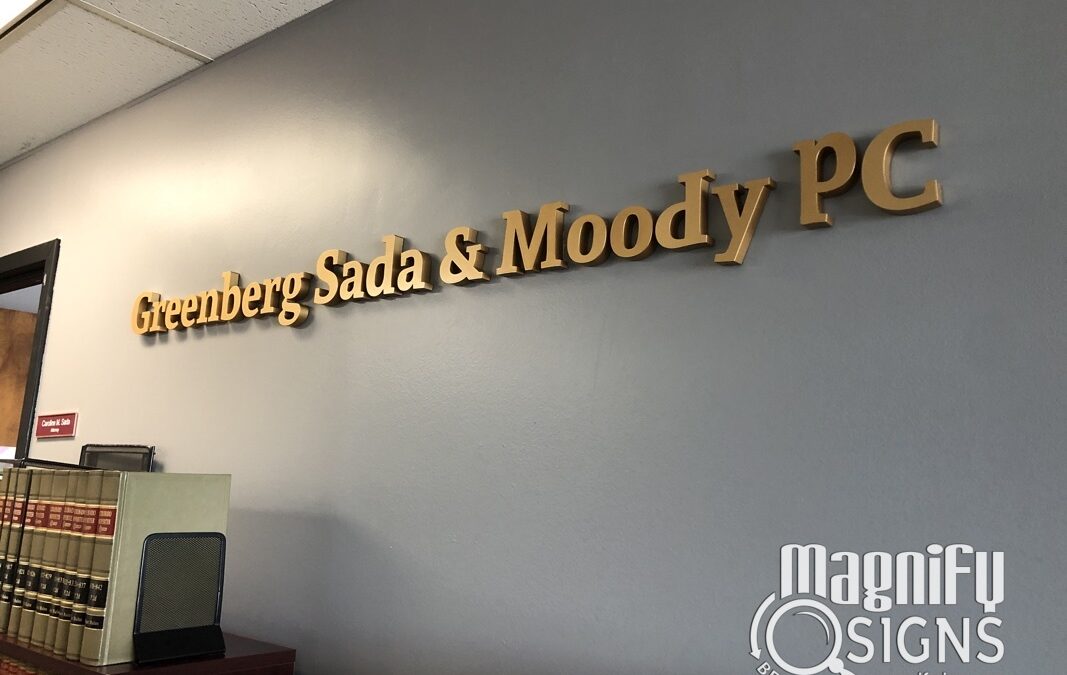 The Importance of Working With a Custom Sign Company